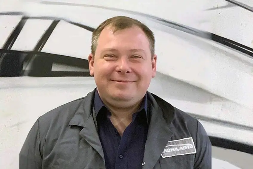 Мастер - консультант Поволяев Дмитрий Вячеславович