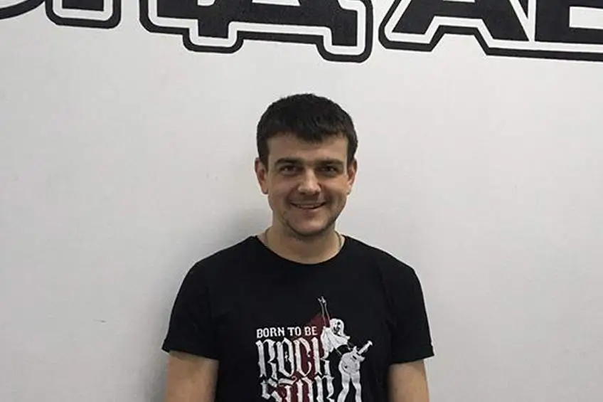 Мастер - консультант Ямщиков Артем Игоревич